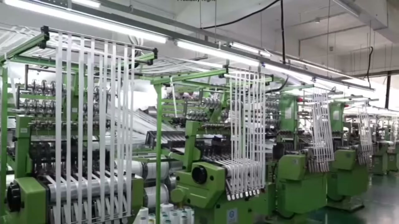 Weaving floor