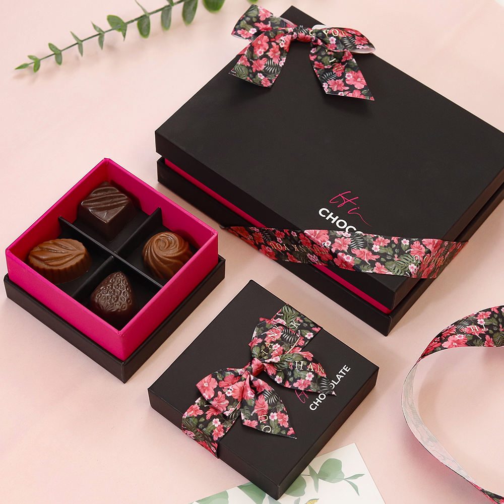 Pre-tied ribbon bows on gift boxes — wholesale pre-made bows for packaging